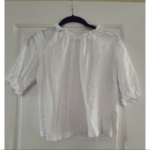 Asos women’s size one white short sleeve shirt